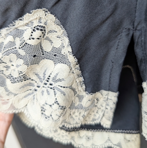 Express Design Studio Silk Blend Lace Cami Tank Top Black Cream Vtg Y2K XS - Picture 8 of 8